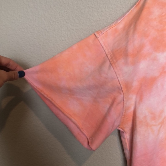 Cropped Tee - Picture 3 of 5